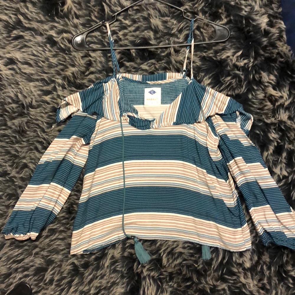 Over the shoulder blouse